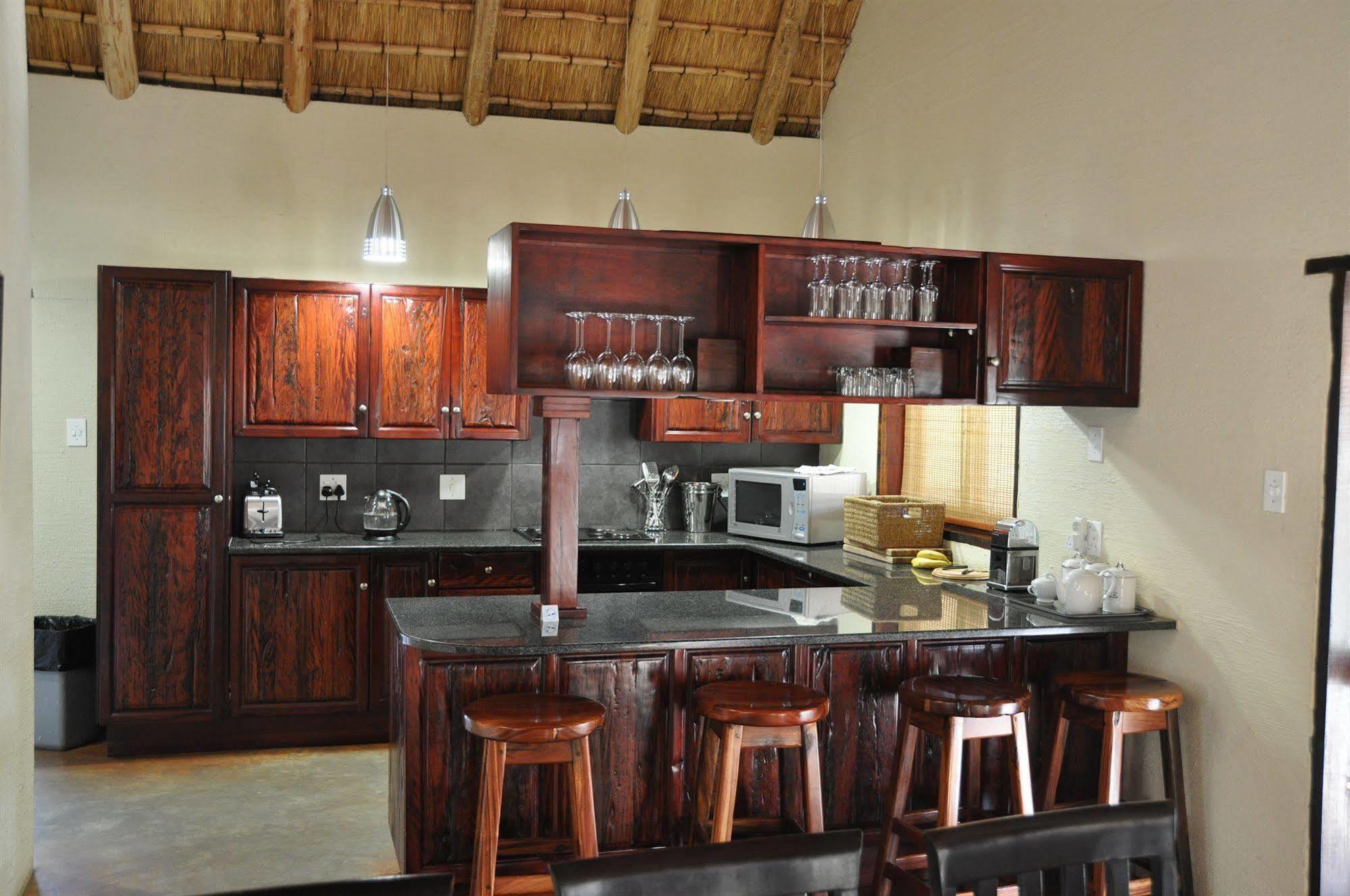 Leriba Golf Lodge Phalaborwa Exteriör bild
